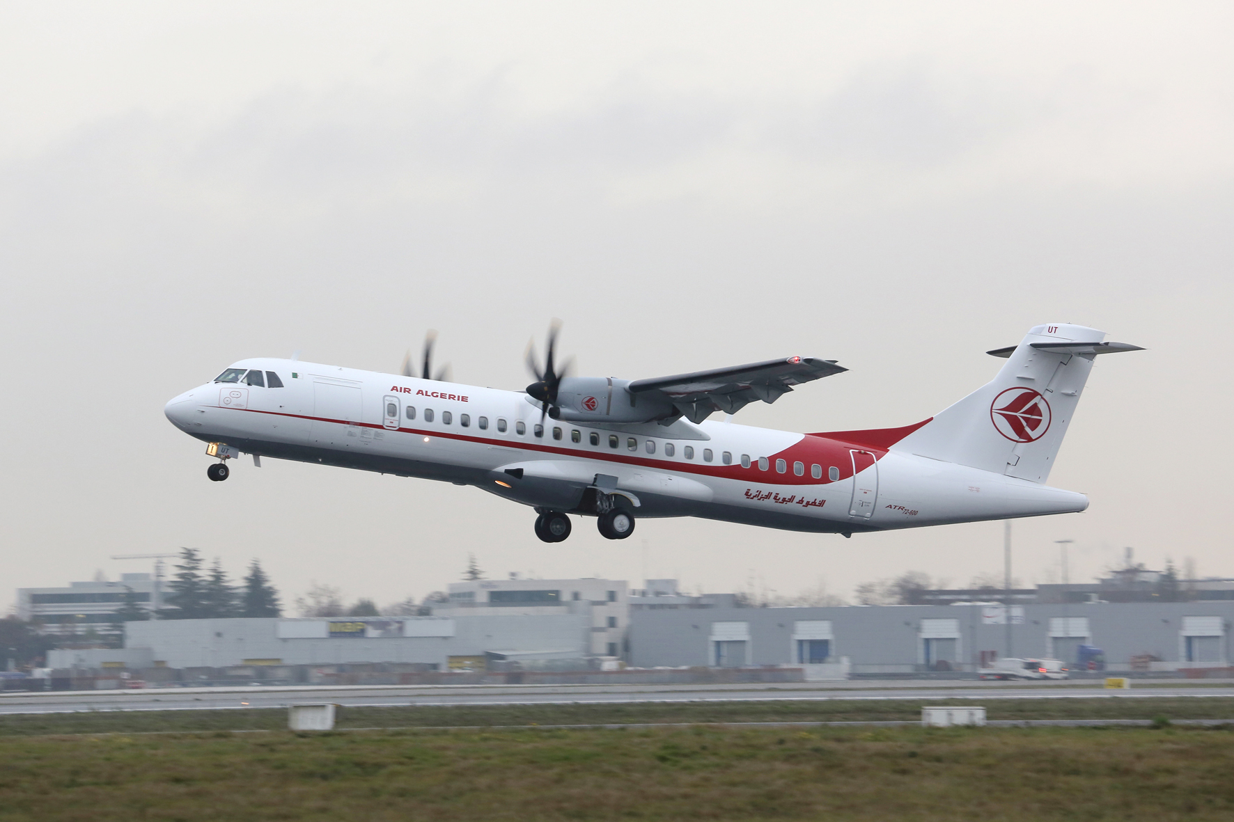 Air algerie. Air Algerie ATR 72. Эйр Алжир. Ливрея авиакомпании Air Algerie. Tunis Air a30.